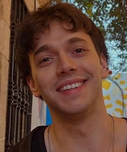 Batuhan Mora