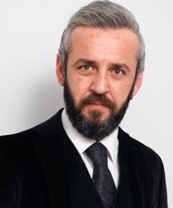 Serhat Üstündağ