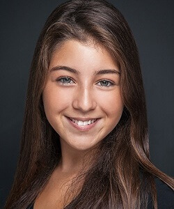 Doğa Zeynep Doğuşlu