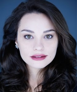 Özge Sezince Varley