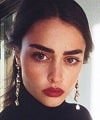 Esra Bilgiç fotoğrafı