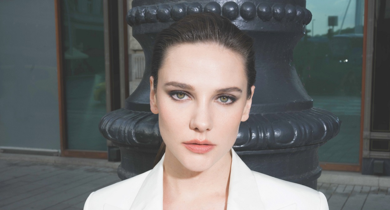 Alina Boz, Marie Claire dergisinin sorularını yanıtladı