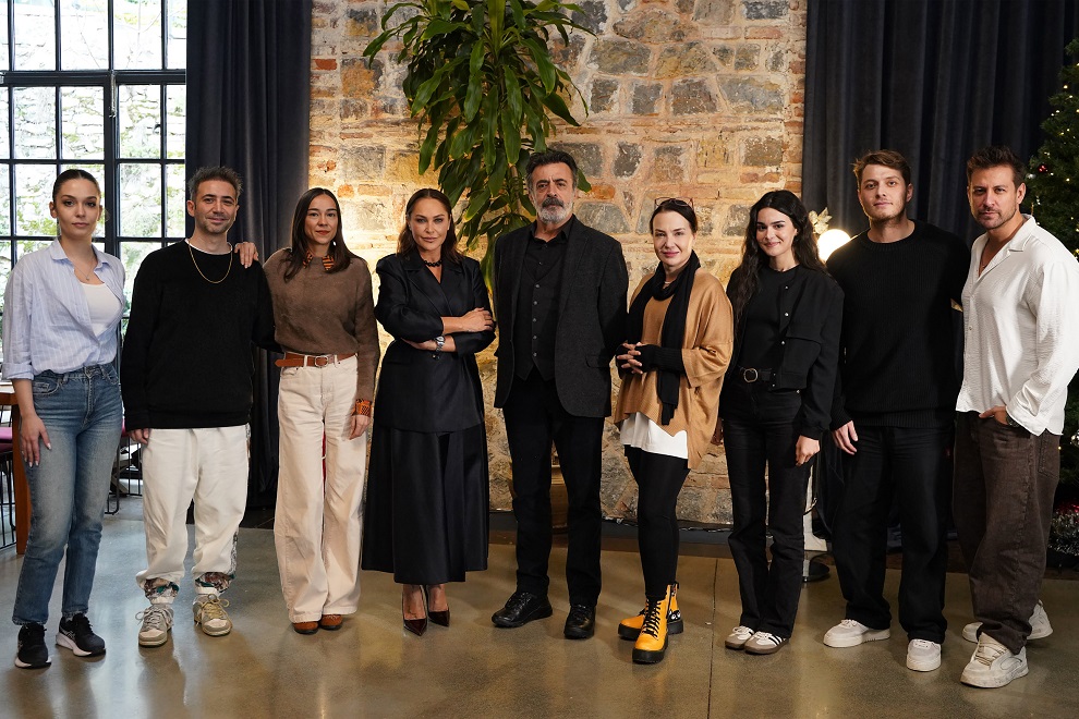 Aynı Yağmur Altında