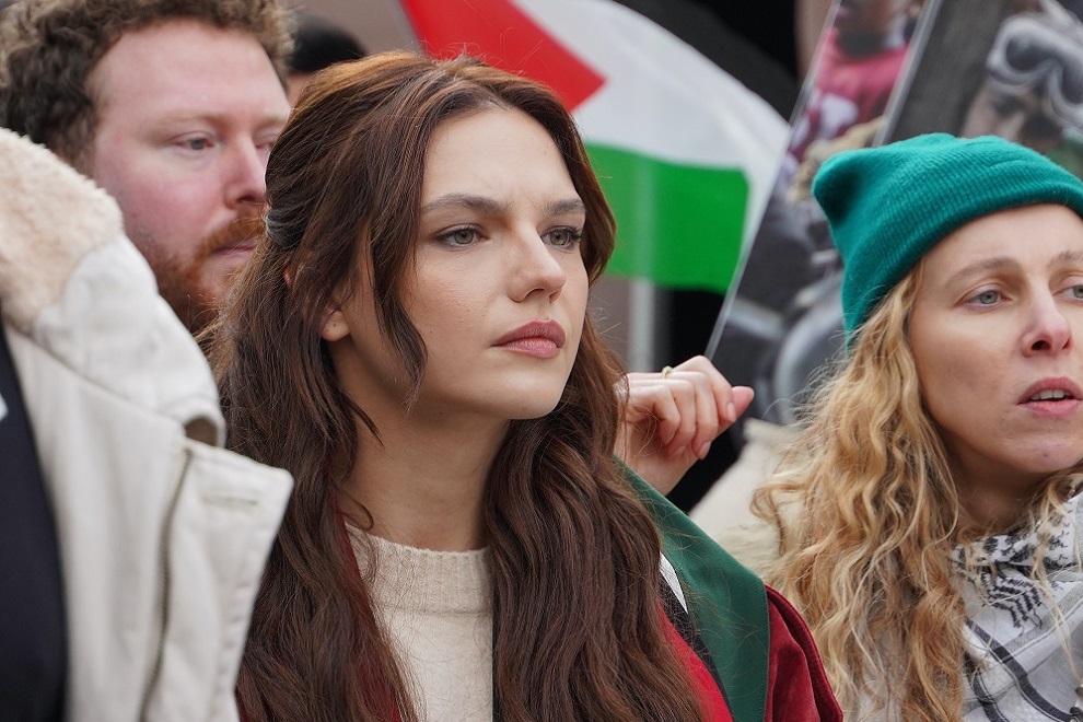 Aynı Yağmur Altında