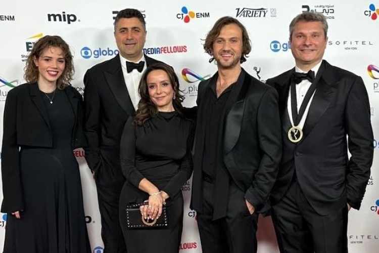 Emmy Ödüllerinde 'En İyi Telenovela' ödülü Deha'nın oldu