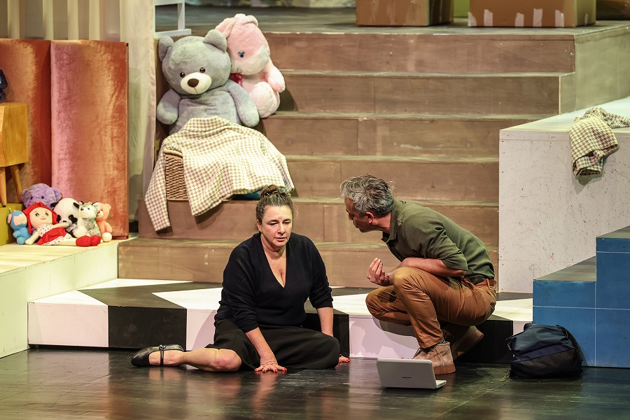 Ünlü isimler Esra Dermancıoğlu'nu izledi