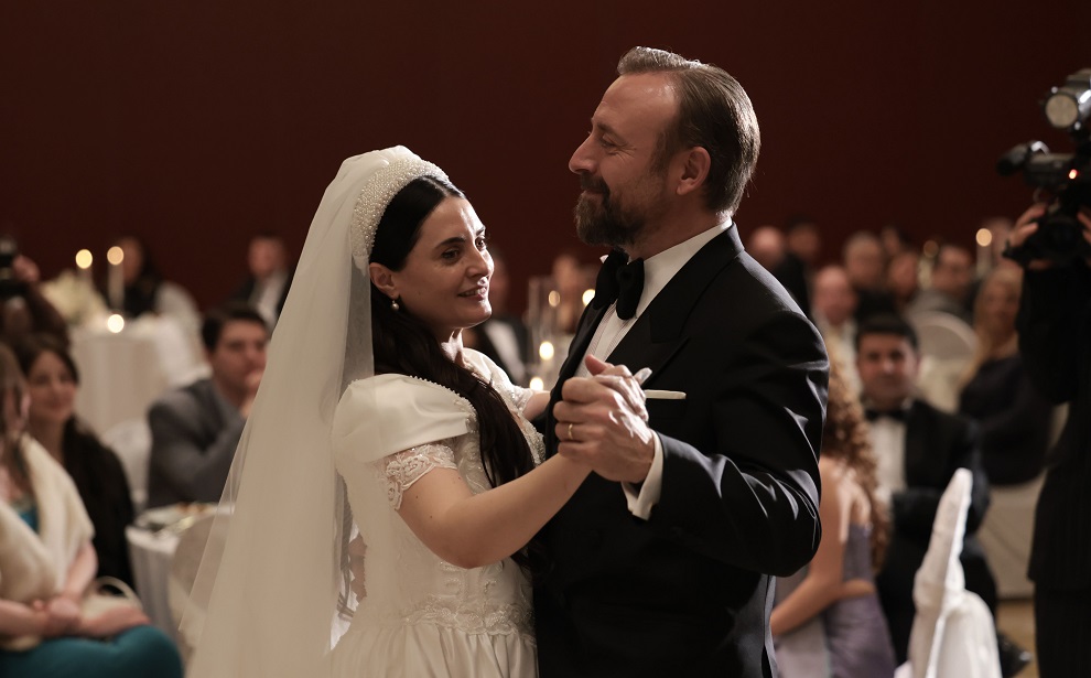 Kral Kaybederse zirveye yerleşti Kral Kaybederse zirveye yerleşti