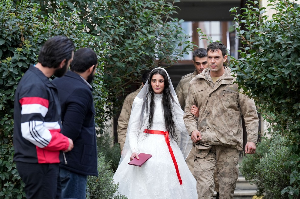 Barış Baktaş ve Emrah Aytemur, karakterlerini anlattı