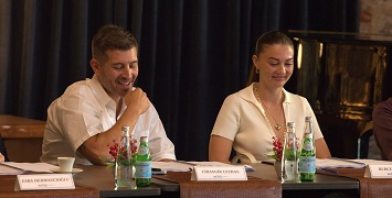 Anne Yarısı