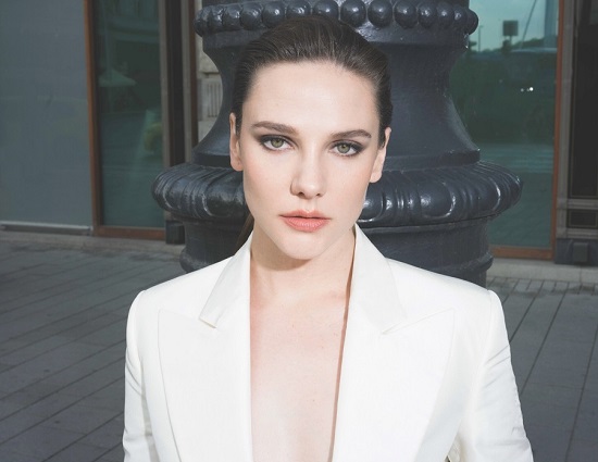 Alina Boz, Marie Claire dergisinin sorularını yanıtladı