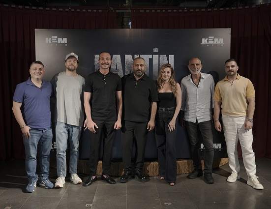Kantin filminin oyuncuları basınla buluştu