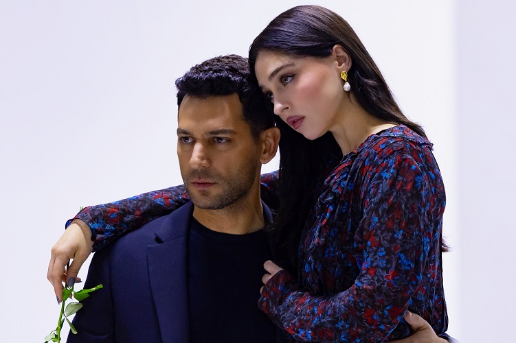 Güller ve Günahlar: On Soru On Cevap